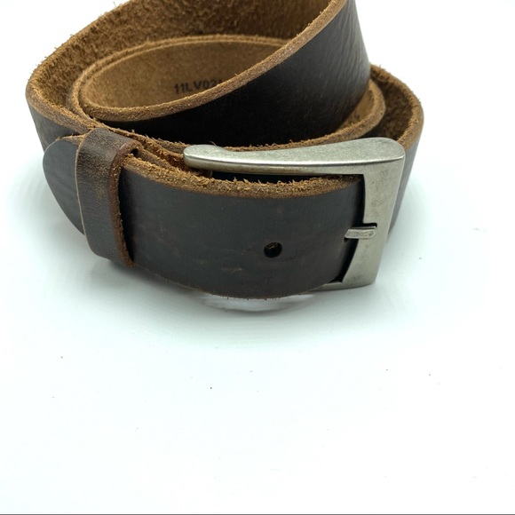 Levi's Other - Levi’s brown leather belt size 40
